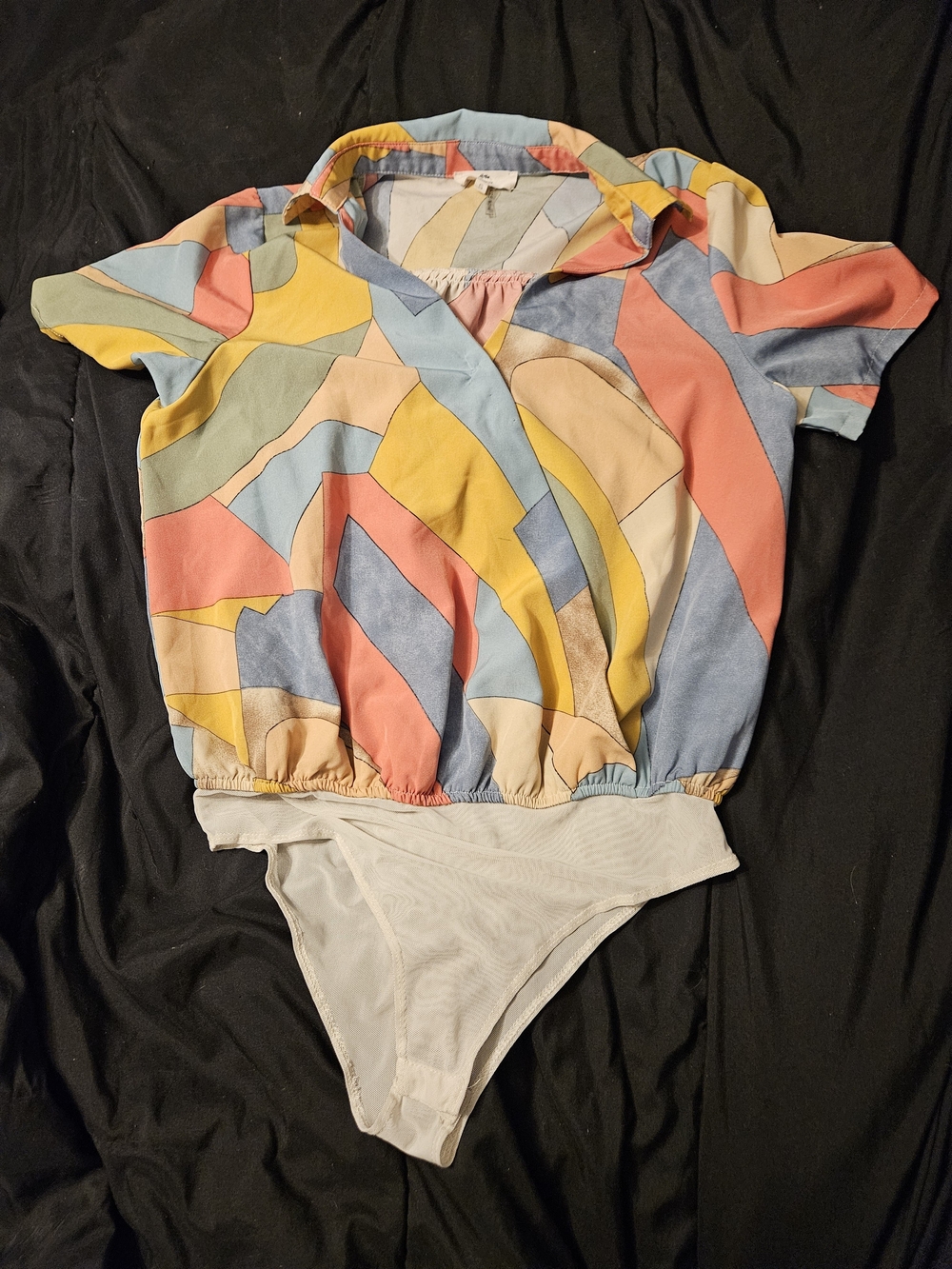 entro Pastel Multi-Color Short Sleeve One-Piece Bodysuit